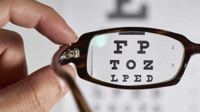 Mata Minus dan Katarak Bisa Terbantu dengan Kegunaan Ometa Herbal