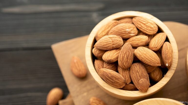 afiapro-Apakah Kacang Almond Menyebabkan Asam Urat