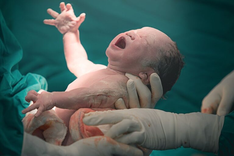 bersalin-Berapa Lama Jahitan Melahirkan Normal Kering Ini Proses dan Tipsnya